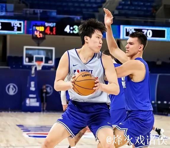 杨瀚森G联赛完美表现:18分10板豪取两双 杨瀚森G联赛完美表现:18分10板豪取两双