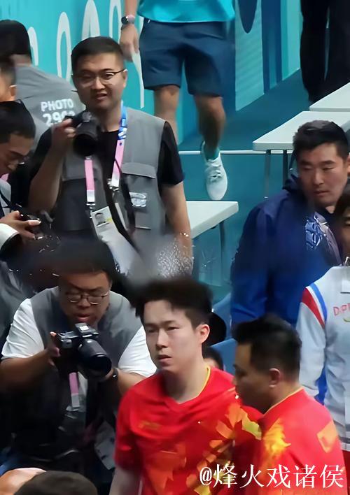 王楚钦因腰伤休养,九战六冠后暂别赛场 王楚钦因腰伤休养,九战六冠后暂别赛场